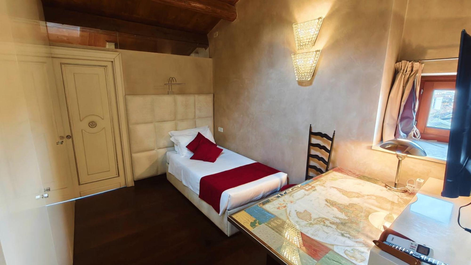 Opera Luxury Apartment Verona Exteriör bild