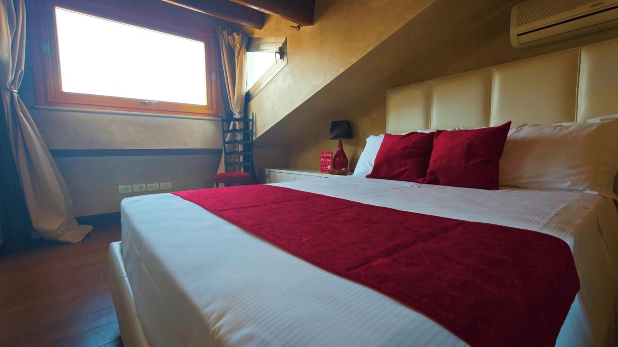 Opera Luxury Apartment Verona Exteriör bild